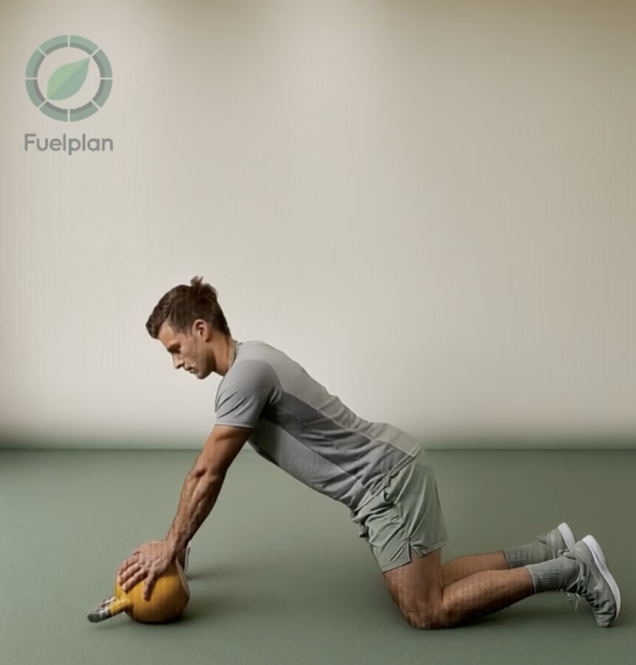 Kneeling Crush Push Up demonstration