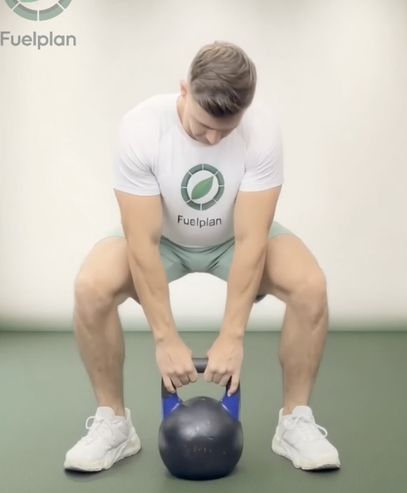 Clean Squat demonstration